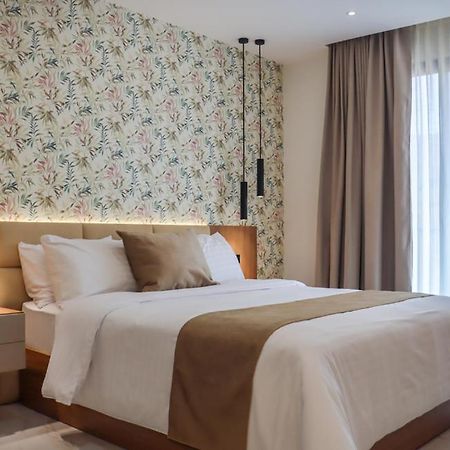 Noea Hotel Pinas Kültér fotó
