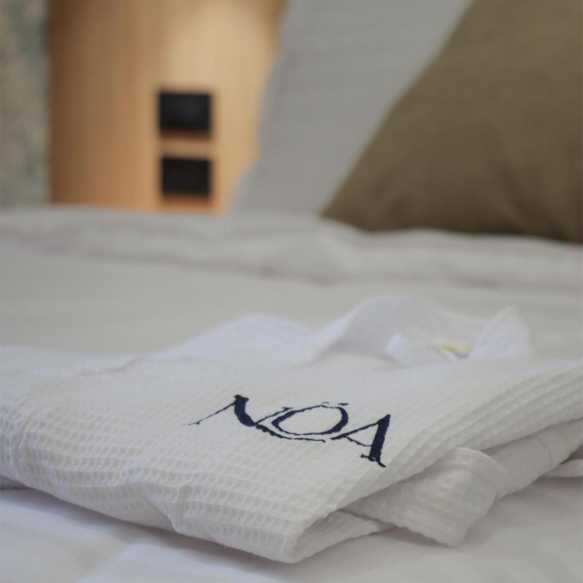 Noea Hotel Pinas Kültér fotó