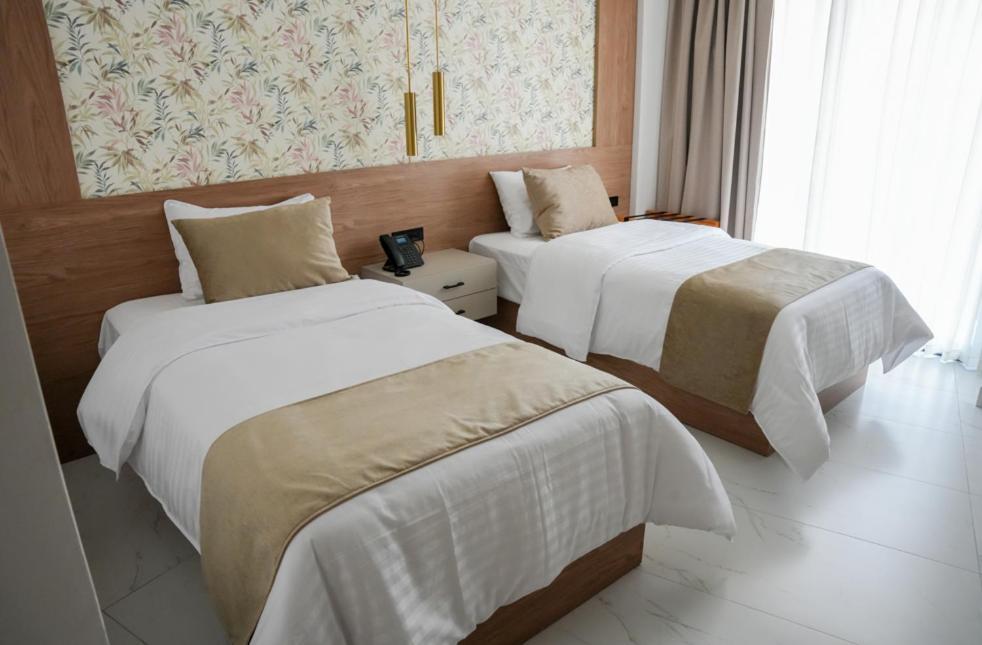 Noea Hotel Pinas Kültér fotó
