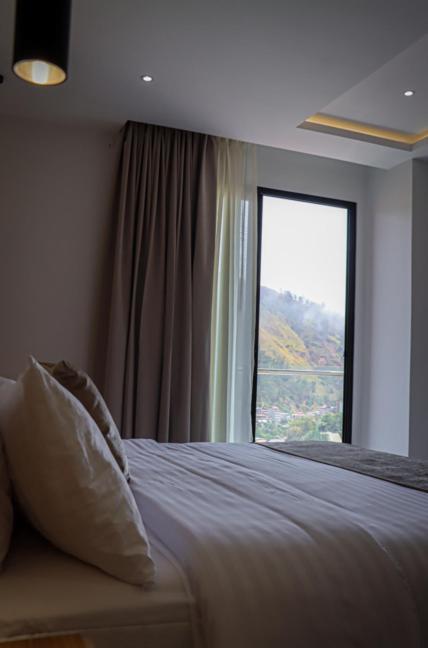 Noea Hotel Pinas Kültér fotó