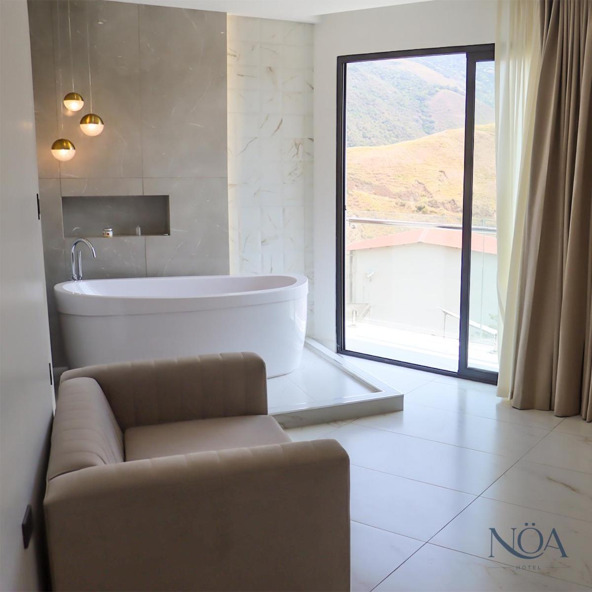 Noea Hotel Pinas Kültér fotó
