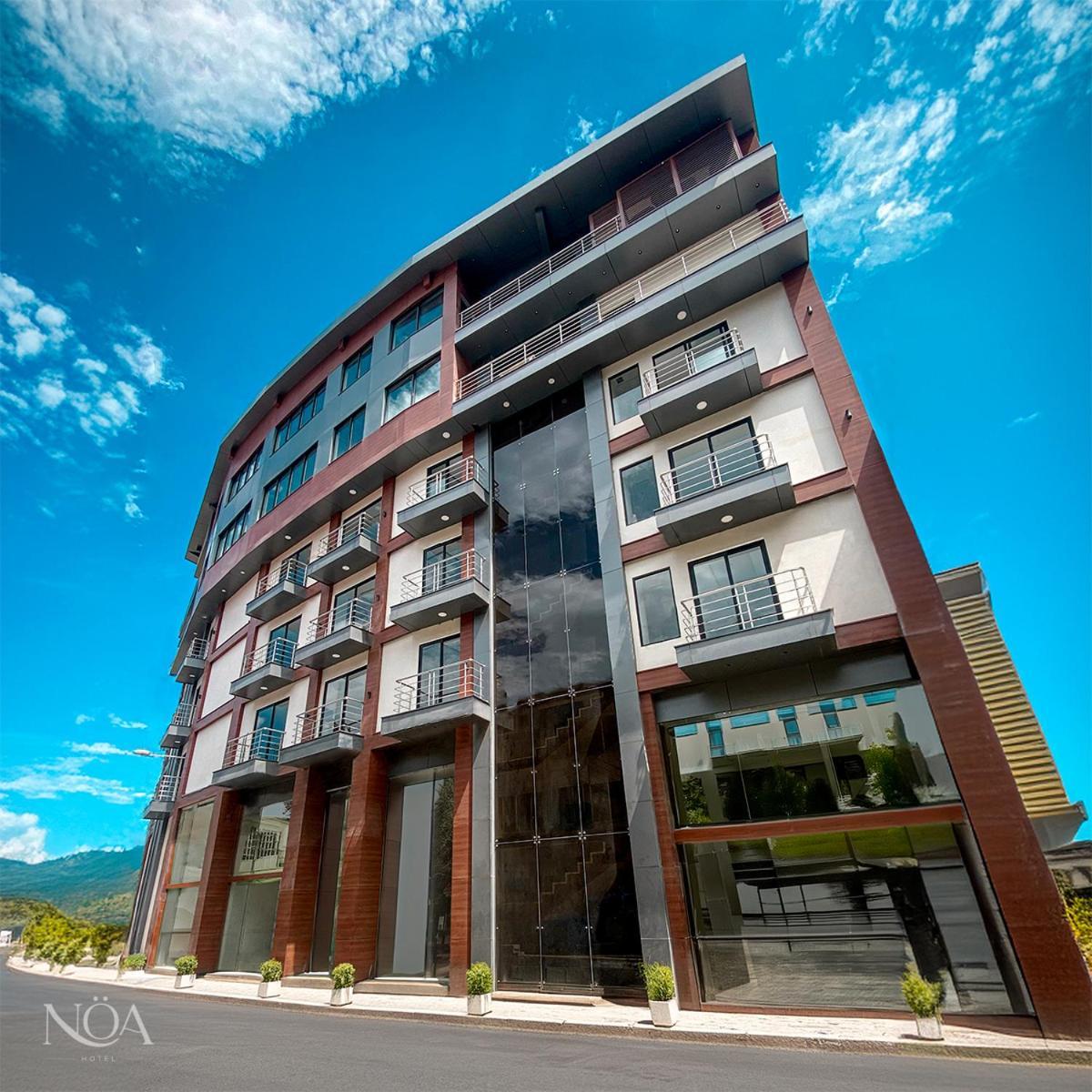 Noea Hotel Pinas Kültér fotó